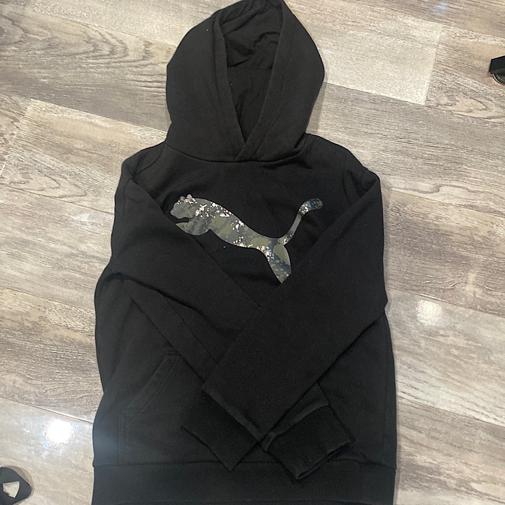 Puma hoodie, size L 14-16